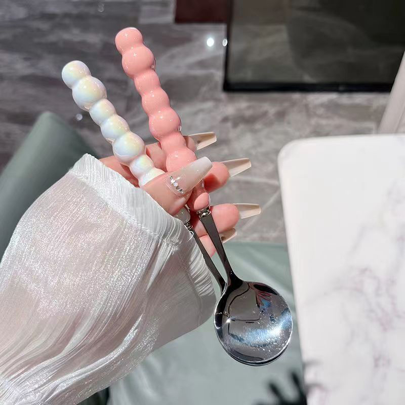 Łyżka z perłowym uchwytem Łyżk – Kitchen Gadgets Must Have recenzja i cena
